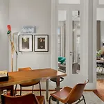 The White Box Boutique House 게스트하우스
