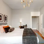 The White Box Boutique House Pensionat