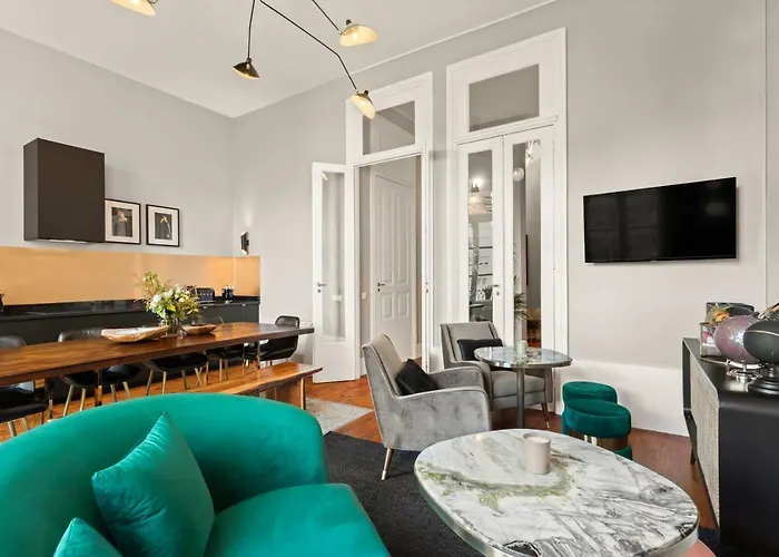 Гостевой дом The White Box Boutique House Порту