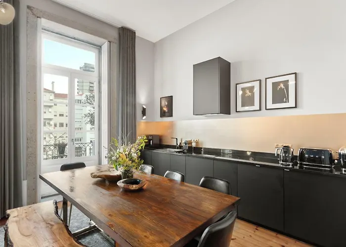 The White Box Boutique House Гостевой дом 3*