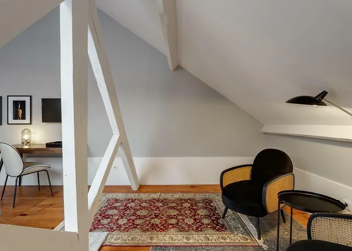 Гостевой дом The White Box Boutique House Порту