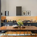 The White Box Boutique House 4* Porto