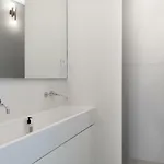 The White Box Boutique House Gasthof Porto