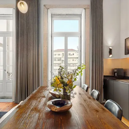 The White Box Boutique House Konukevi Porto