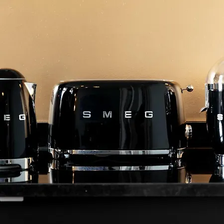 The White Box Boutique House Vendégház 3*