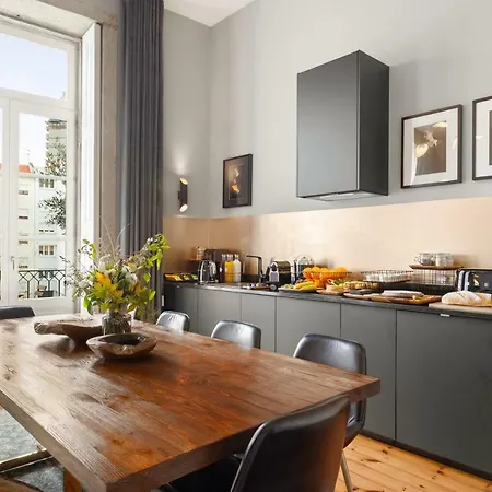 The White Box Boutique House 4* Porto