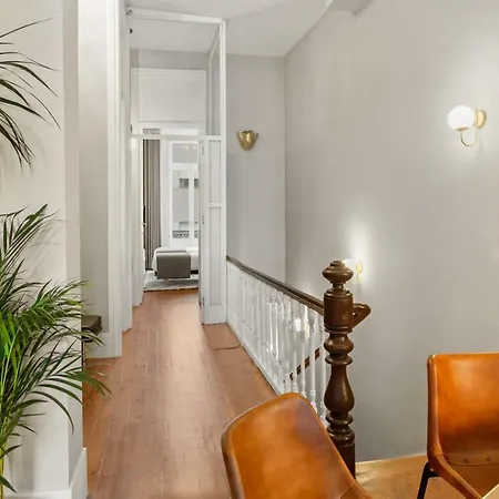 The White Box Boutique House 3*