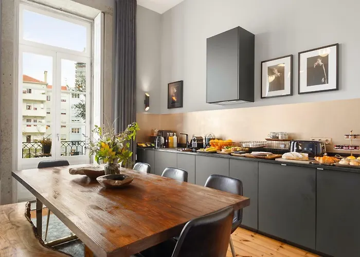 The White Box Boutique House 3* Oporto