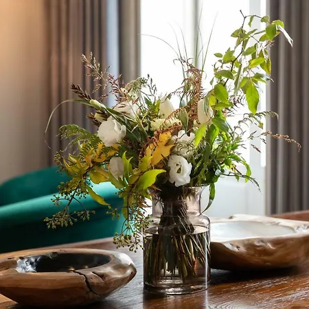 בית הארחה The White Box Boutique House