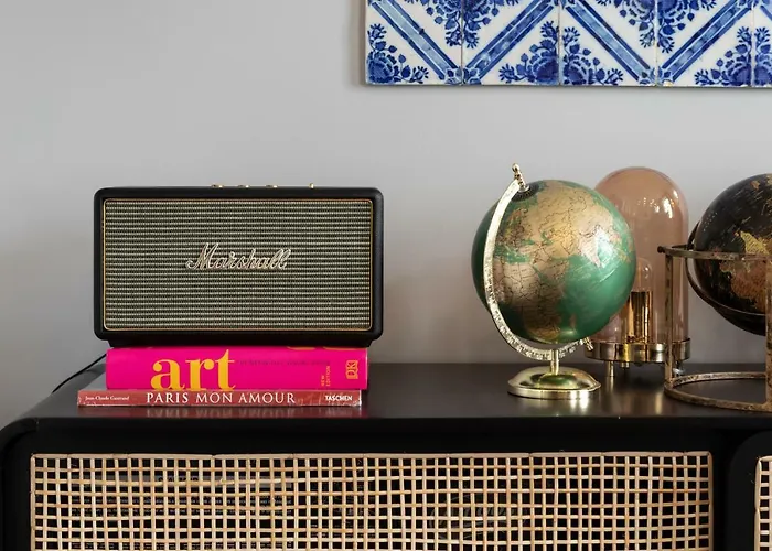 The White Box Boutique House Pensión Oporto